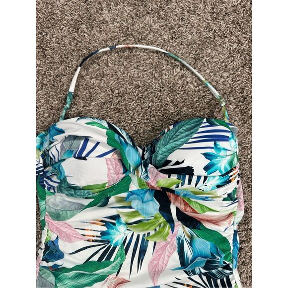 NWOT La Blanca In The Moment Bandeau One Piece Swimsuit Green Multi Print Size 2 - Picture 5 of 13